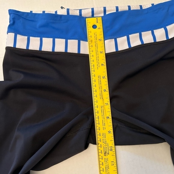 Lululemon Run Inspire Crop II workout legging pants Sz-6. F5 - Picture 10 of 10